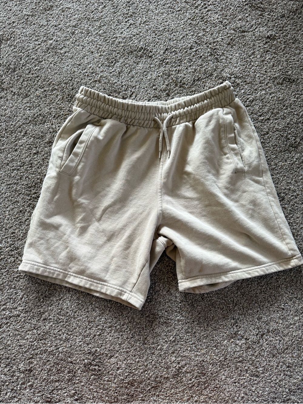 H&M Men's Beige Athletic Drawstring Shorts